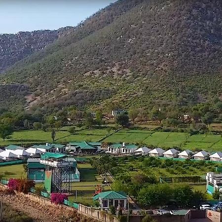 Shivir Aranya - Wilderness Resort อัลวาร์ ภายนอก รูปภาพ